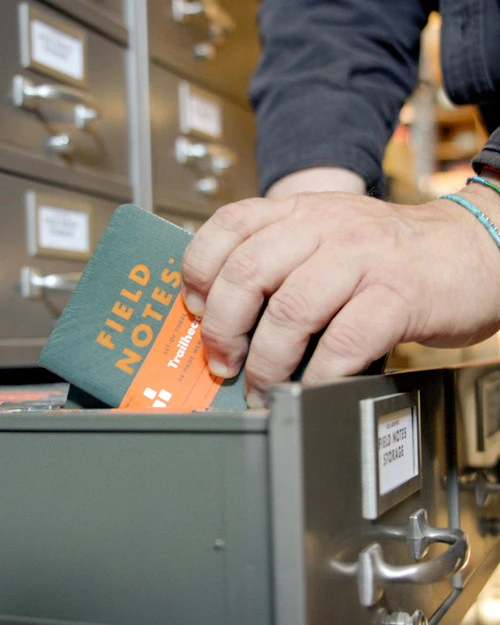 LEUS DDC BEACH TOWEL (EX) 11 LEUS DDC BEACH TOWEL (EX) - Image 9