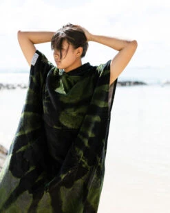 LEUS TIE DYE CAMO ORIGINAL ECO PONCHO -Wave Rider Shop 2Y6A9870 36837.1673632275