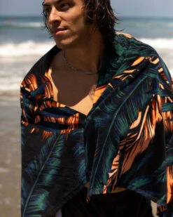 LEUS JUNGLE MADNESS TOWEL -Wave Rider Shop 3V3A2714 3046 76766.1673632360