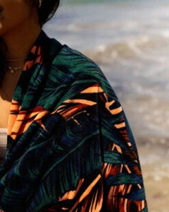 LEUS JUNGLE MADNESS TOWEL -Wave Rider Shop 3V3A3223 3555 91982.1673632361