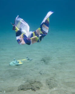 LEUS NORA VASCONCELLOS BEACH ECO TOWEL -Wave Rider Shop SWH00711 jpg 24914.1673632270