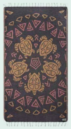SAND CLOUD TURTLE MANDALA TOWEL (WSS22TOW020BLKRG)