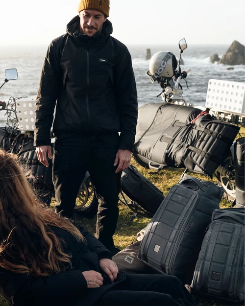 DB BOARD BAGS HUGGER 1ST GENERATION BACKPACK 25L GNEISS (EX) 4 DB BOARD BAGS HUGGER 1ST GENERATION BACKPACK 25L GNEISS (EX) - Image 2