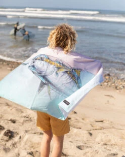 LEUS AMADEO BACHAR YELLOWTAIL BEACH ECO TOWEL -Wave Rider Shop leus beachtowel abachar yellowtail6 10730.1673632288