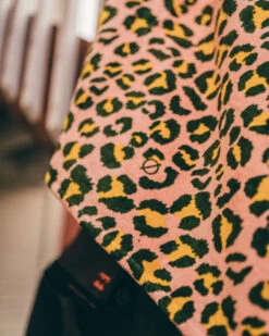 LEUS HOT SPOTS TOWEL (EX) -Wave Rider Shop leus beachtowel hotspots 2 09264.1700415152