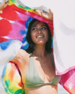 LEUS TIE DYE RAINBOW BEACH ECO TOWEL (EX) -Wave Rider Shop leus beachtowel tie dye rainbow 3 81083.1695244407