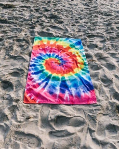 LEUS TIE DYE RAINBOW BEACH ECO TOWEL (EX) -Wave Rider Shop leus beachtowel tie dye rainbow 8 45254.1695244407