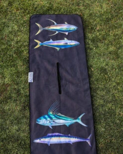 LEUS AMADEO BACHAR FISH STACK GOLF ECO TOWEL -Wave Rider Shop leus caddytowel abachar fish stack5 70133.1673632284