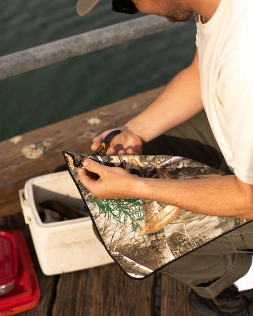 LEUS REALTREE FISHING ECO TOWEL 8 LEUS REALTREE FISHING ECO TOWEL - Image 6