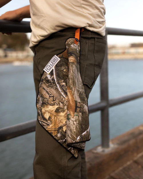 LEUS REALTREE FISHING ECO TOWEL 6 LEUS REALTREE FISHING ECO TOWEL - Image 4