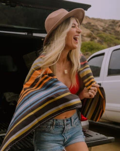 LEUS RENEGADE OUTDOOR ECO TOWEL -Wave Rider Shop leus outdoortowel renegade6 81305.1673632316