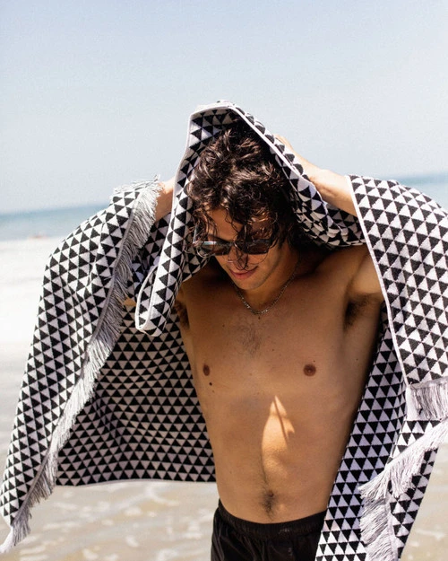 LEUS DELTA BEACH TOWEL (EX) 6 LEUS DELTA BEACH TOWEL (EX) - Image 4